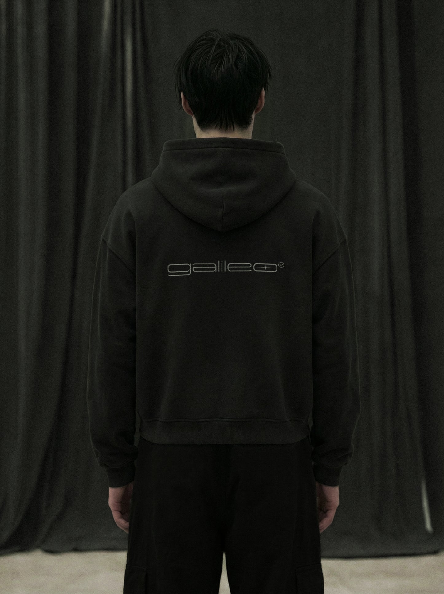 V2